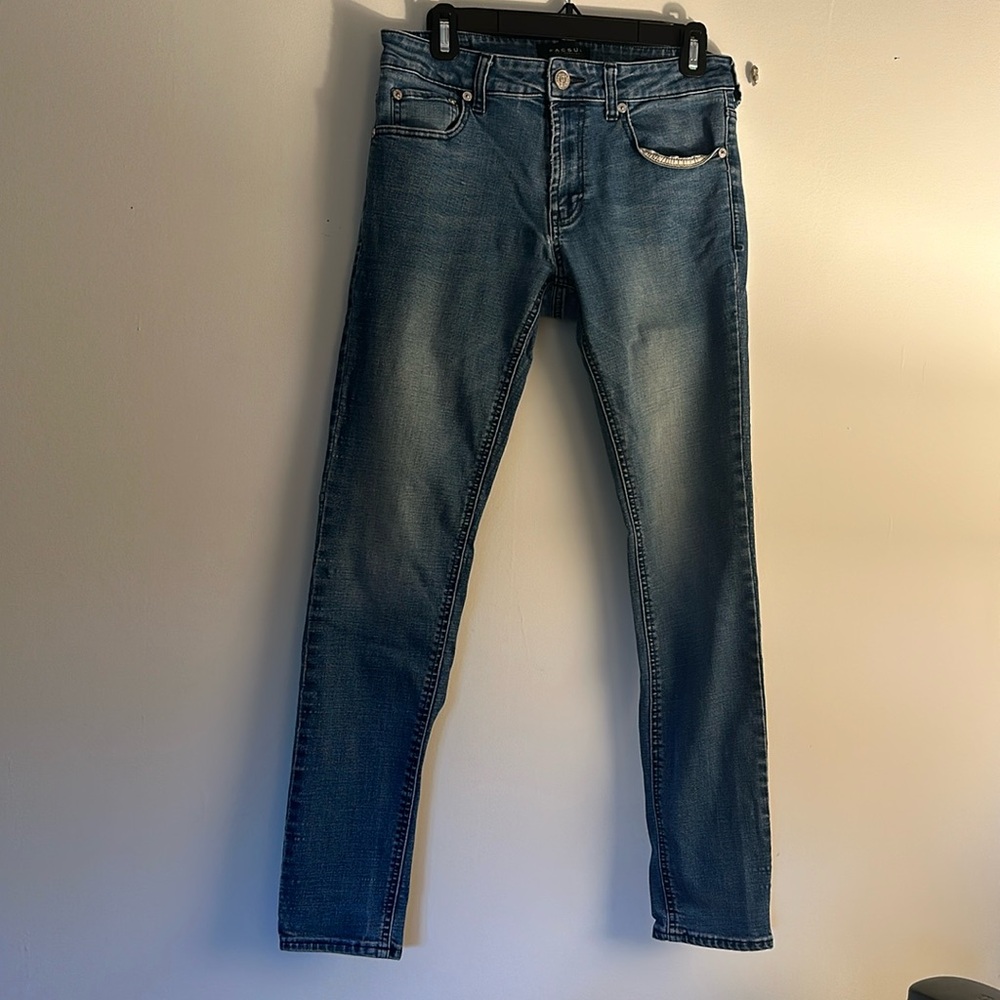 Skinny jeans
